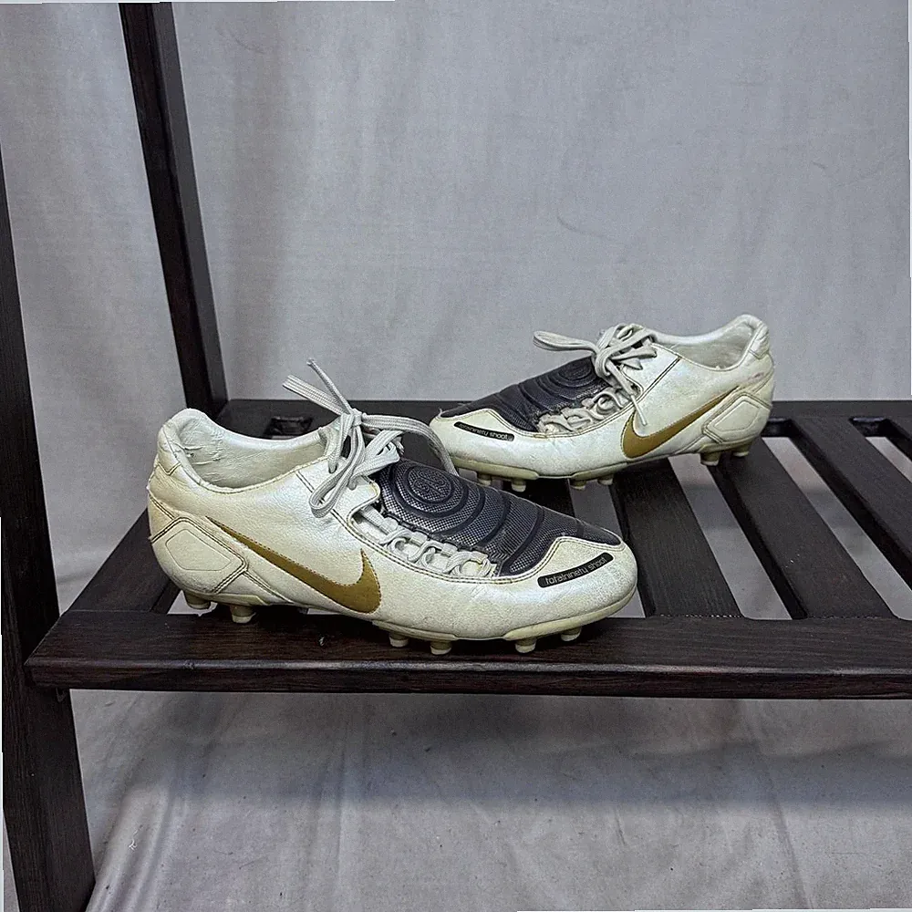 Nike Total 90 T90 Laser Zoom FG Soccer Cleats White Gold Rare Vintage US 8.5