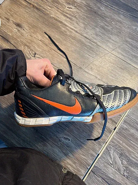Nike Total90 Shoot III 318884-081 Indoor Soccer Shoes Mens 7 Black Orange IC