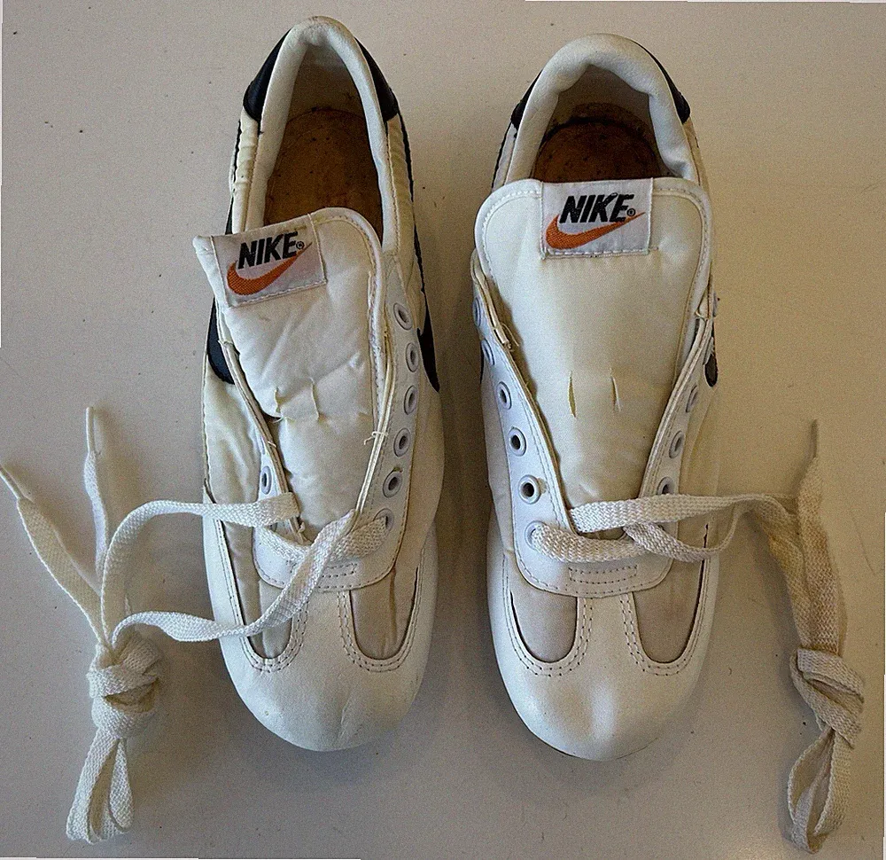 Nike Turf Star Vintage and Rare Soccer Cleats White Size 8 (NO BOX)
