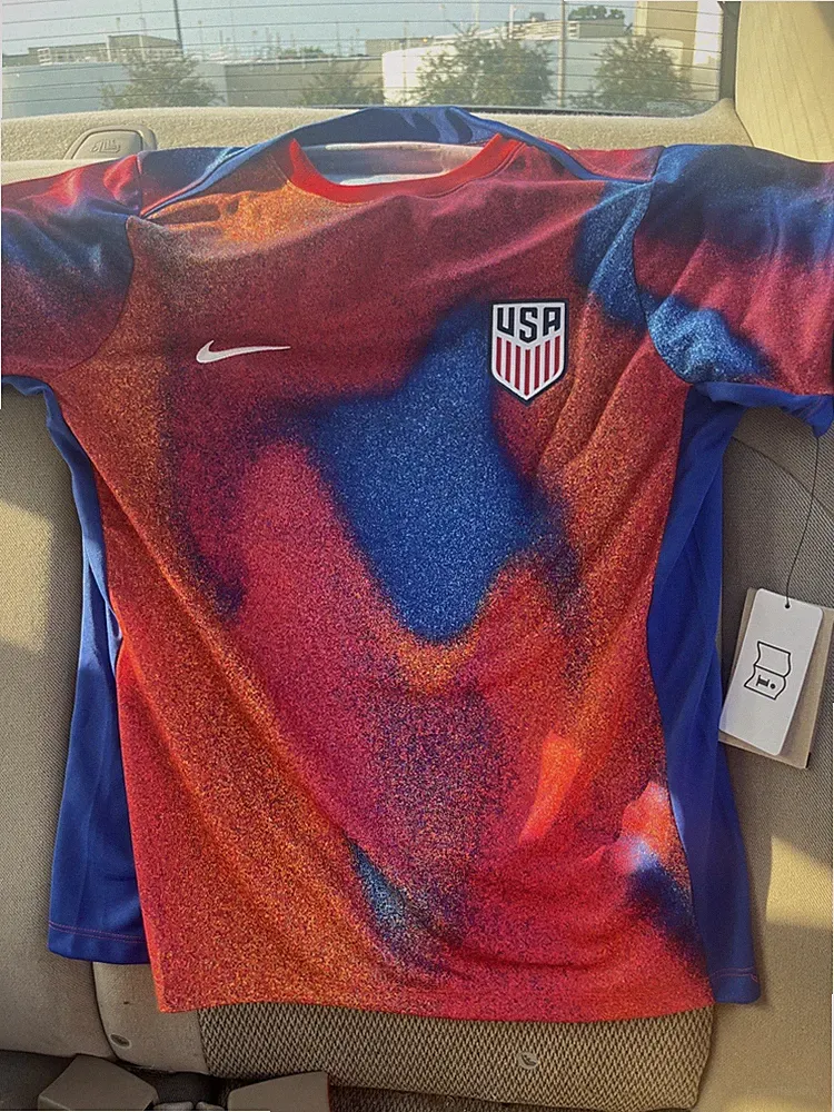 Nike United States USA Soccer Jersey Women’s Medium Brand New