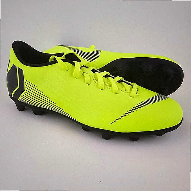 Nike Vapor 12 Club FG/MG Soccer Cleats Volt Black Men's Size 5.5 Women's 7
