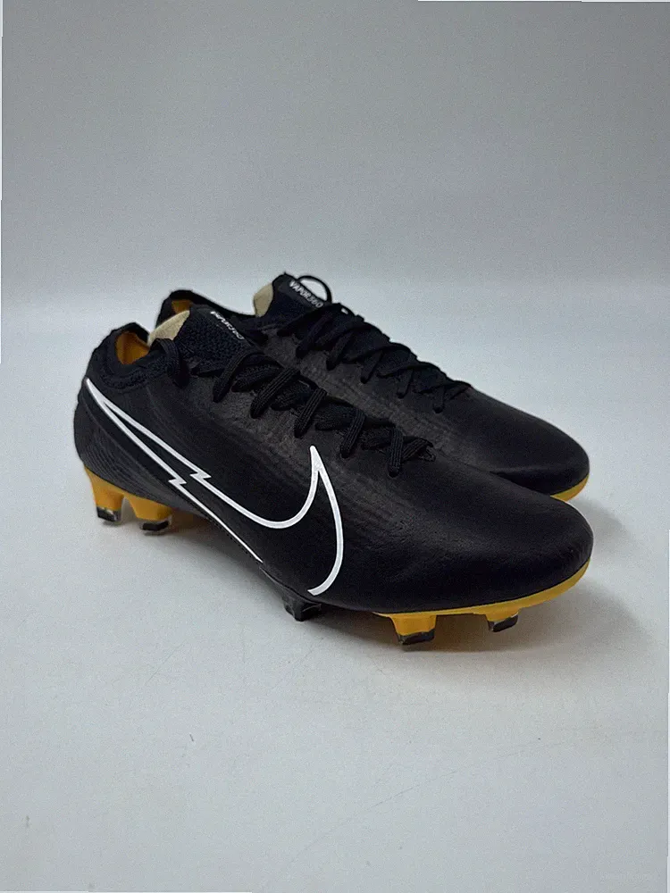 Nike Vapor 13 Elite Tech FG Soccer Cleats Black Gold CJ6320-017 Mens Size 7.5