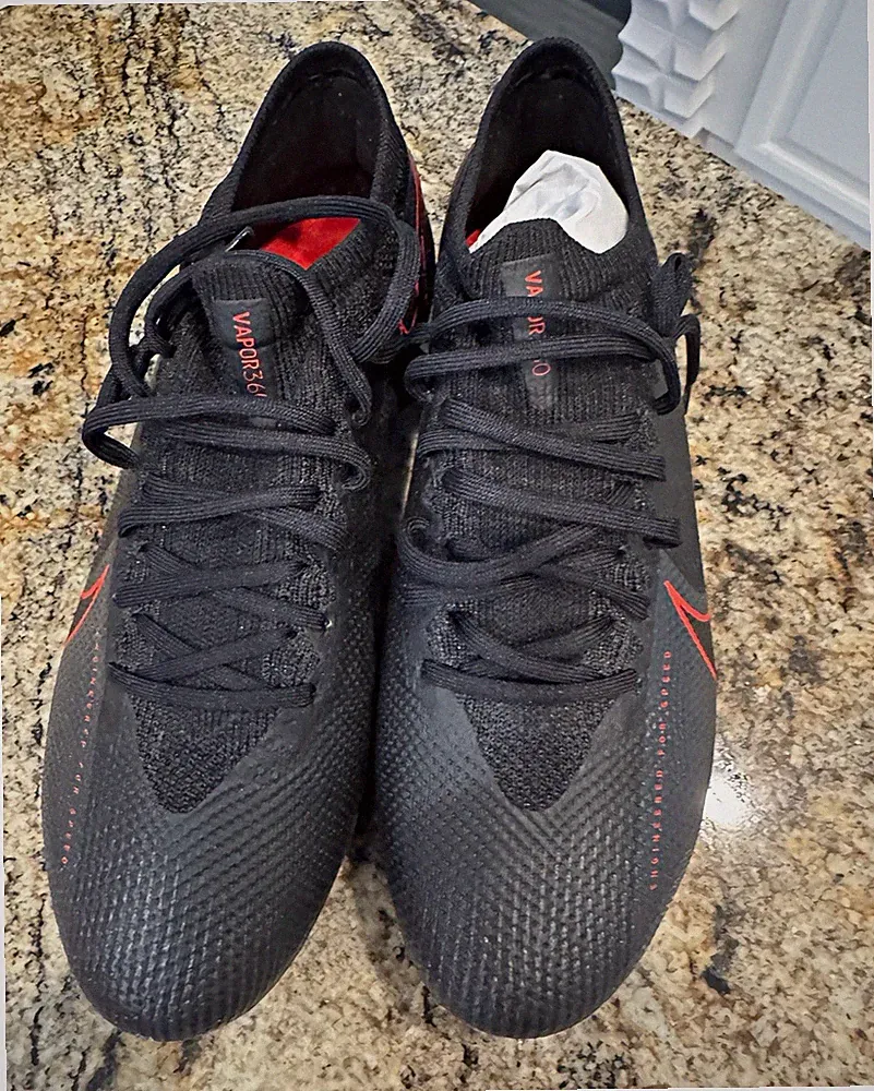 Nike Vapor 13 Pro FG Soccer Cleats Black/Red Men’s US 5.5/Women’s 7 *NEW IN BOX