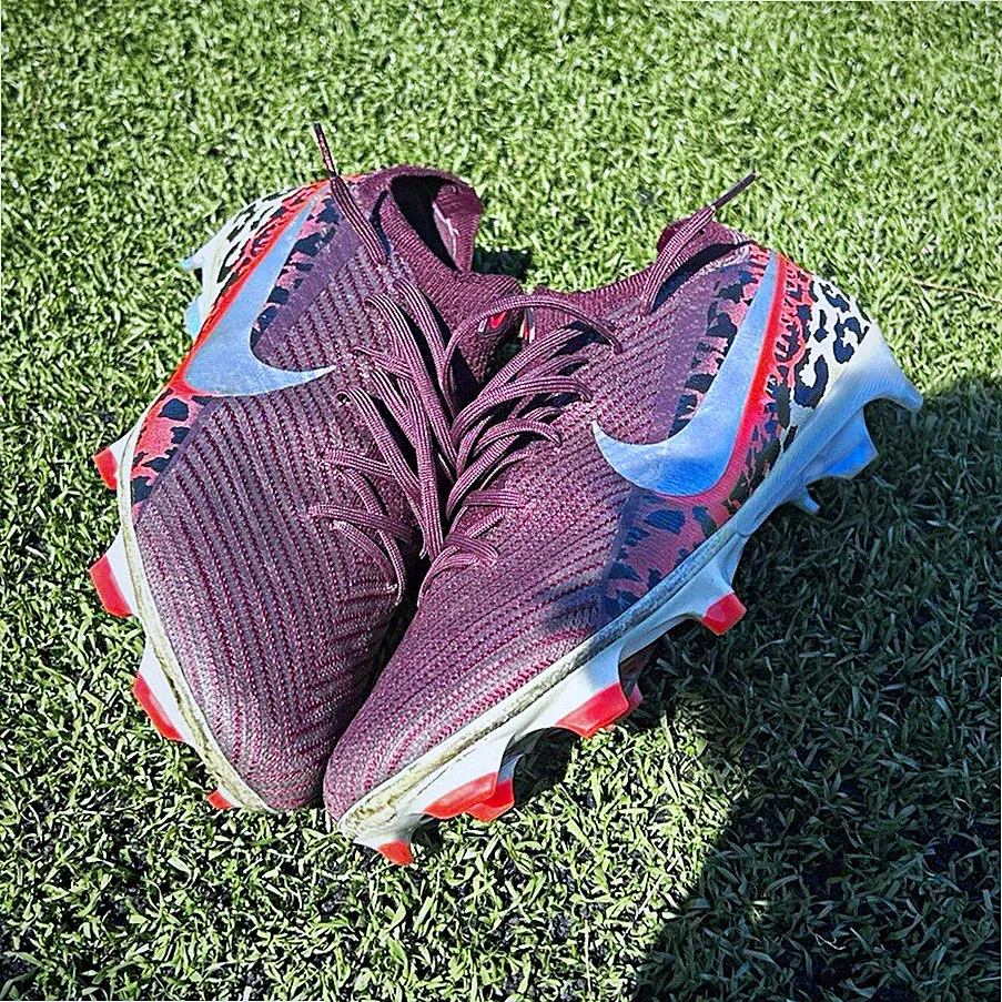 Nike vapor 16 elite soccer cleats