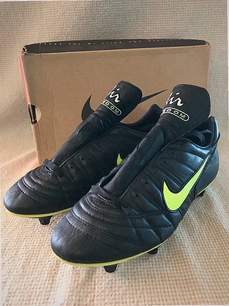 NIKE VINTAGE 1997 AIR RIO ZOOM 2 SG .SOCCER CLEATS US7/25.0cm/UK7 NEW! &BOX