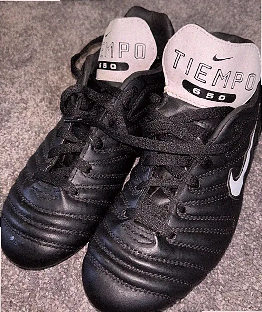 Nike vintage Youth Jr Tiempo 650 TF Cleats Black soccer/football