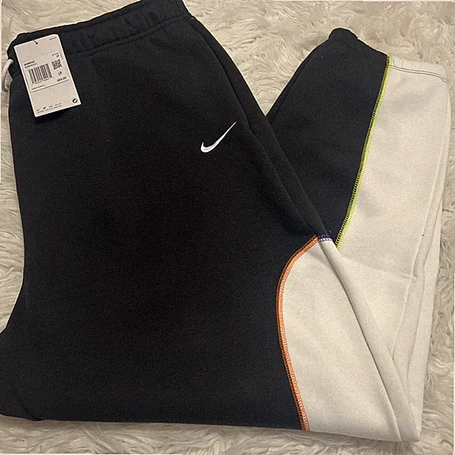 Nike Women's Size 1X Nike Attack Training Ankle Pants Black White DN5016-011 $65