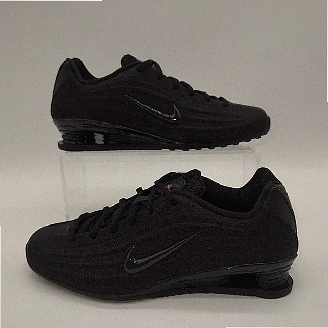 Nike Women's Size 6 Shox Z (HQ7540 003) Black Running Sneaker Sports