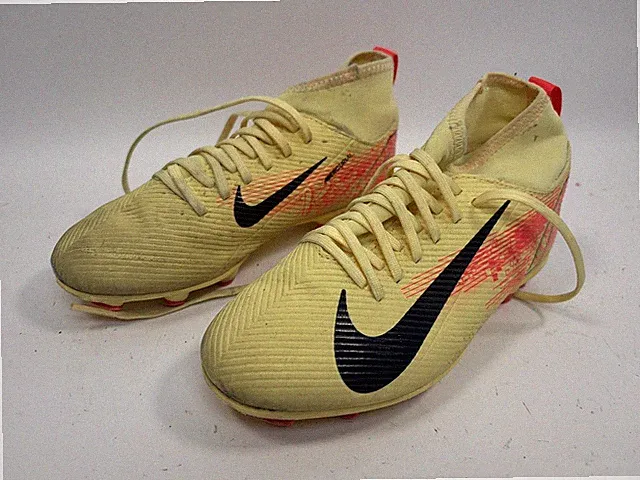 Nike x Kylian Mbappe Mercurial Superfly 10 Club Soccer Cleats, Size 2.5Y, Yellow