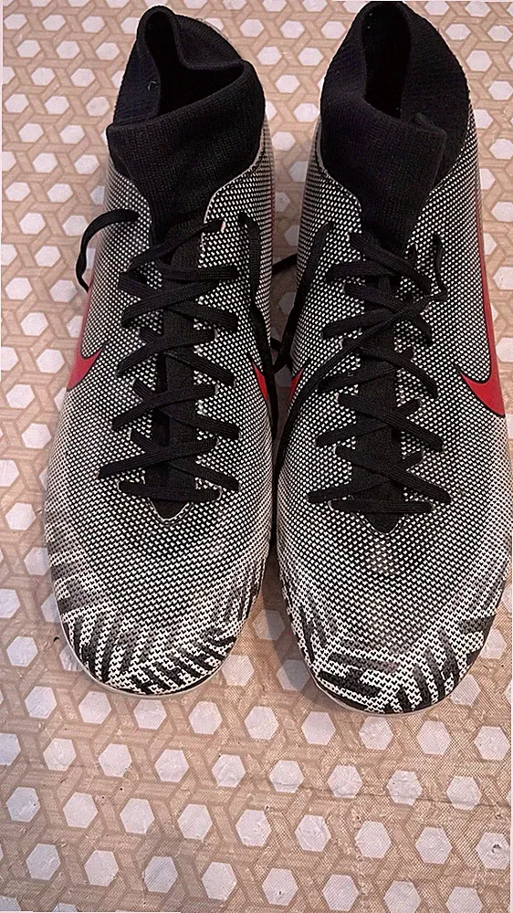 NIKE Youth Size 9 Mercurial Vapor Neymar Speed System Soccer Cleats AO3131-170