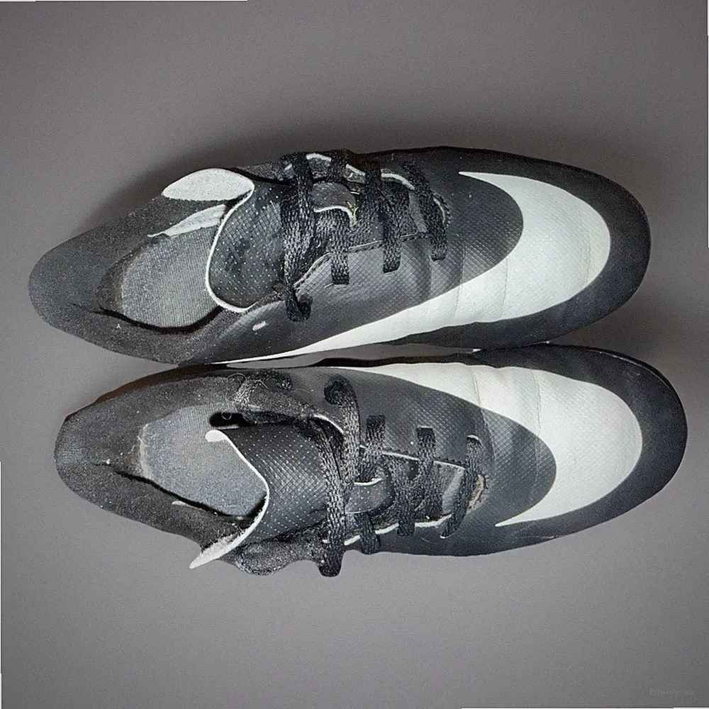 Nike Youth Soccer Cleats Black Athletic Footwear for Boys & Girls Soccer Shoes