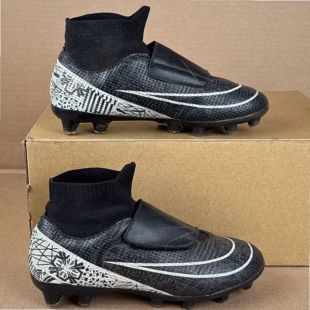 Nike Youth Soccer Cleats Black White Sock Collar Hook Loop Boys Size 4Y