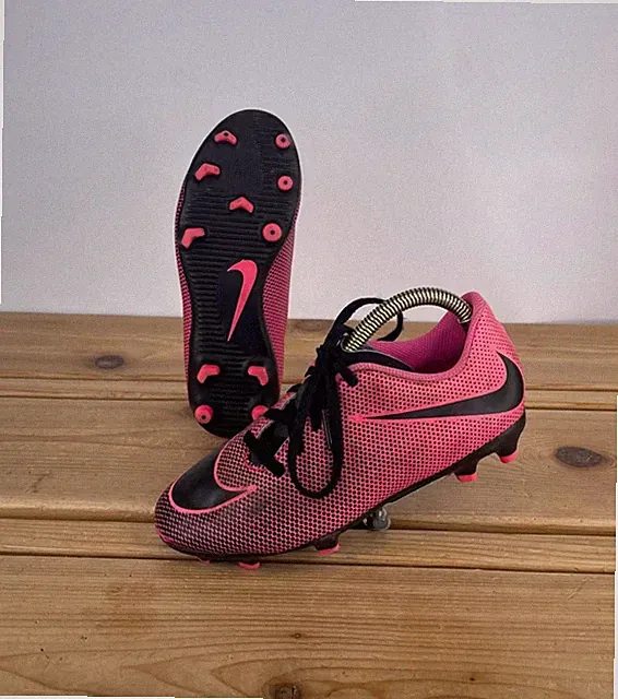 Nike Youth Soccer Cleats Pink/Black Size 1.5Y