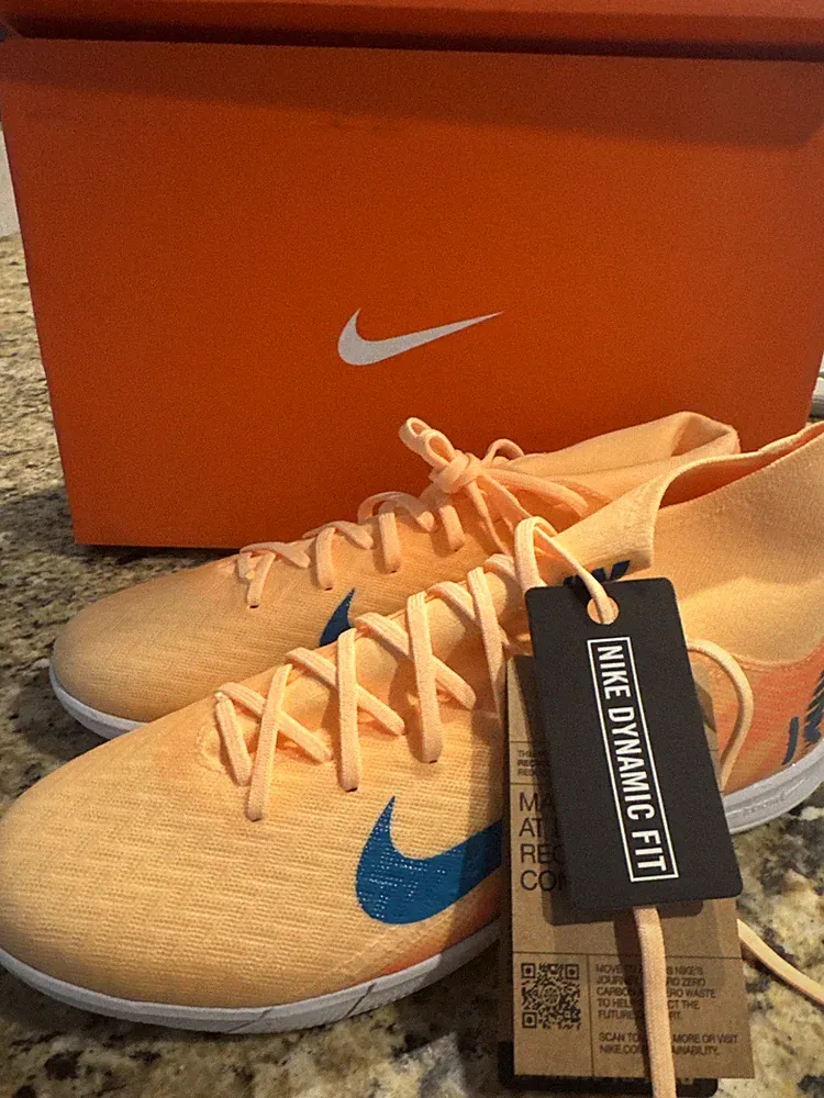 Nike ZM SUPERFLY 10 ACADEMY KM IC FQ8334-801 Indoor Soccer Cleats