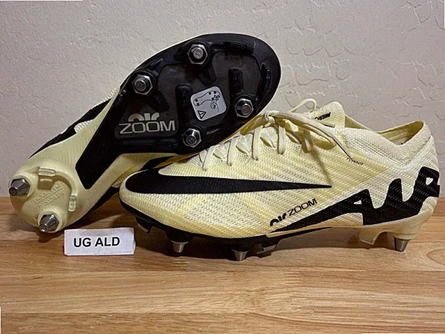 Nike Zoom Mercurial 15 Elite SG Pro ACC Soccer Cleats Size M6.5=W8 FD0243-700