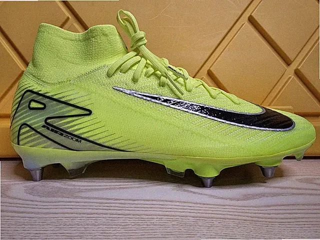 Nike Zoom Mercurial Superfly 10 Elite SG PRO Soccer Cleats HJ3717-700 Sz 9 RARE