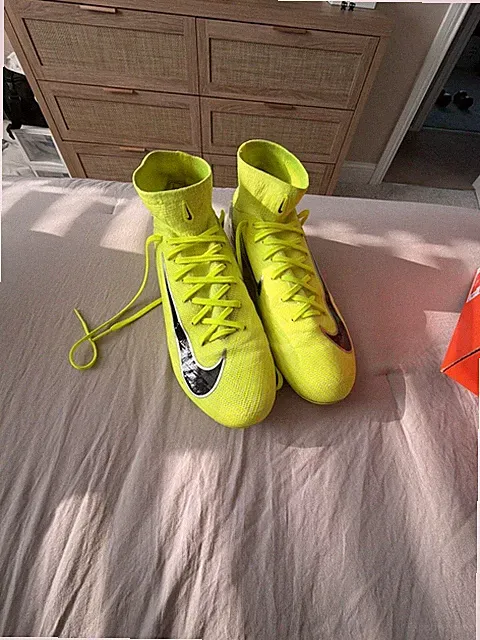 Nike Zoom Mercurial Superfly 10 Pro FG/AG Football Boots - Volt/Black