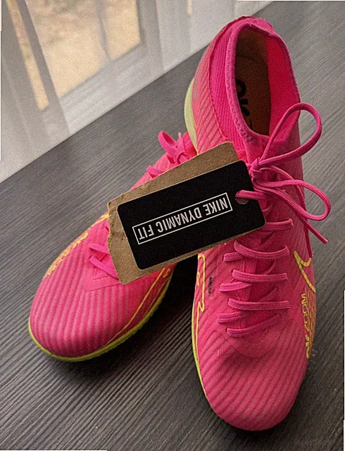 Nike Zoom Mercurial Superfly 9 Academy Indoor Shoes Pink blast/Volt size 7,5