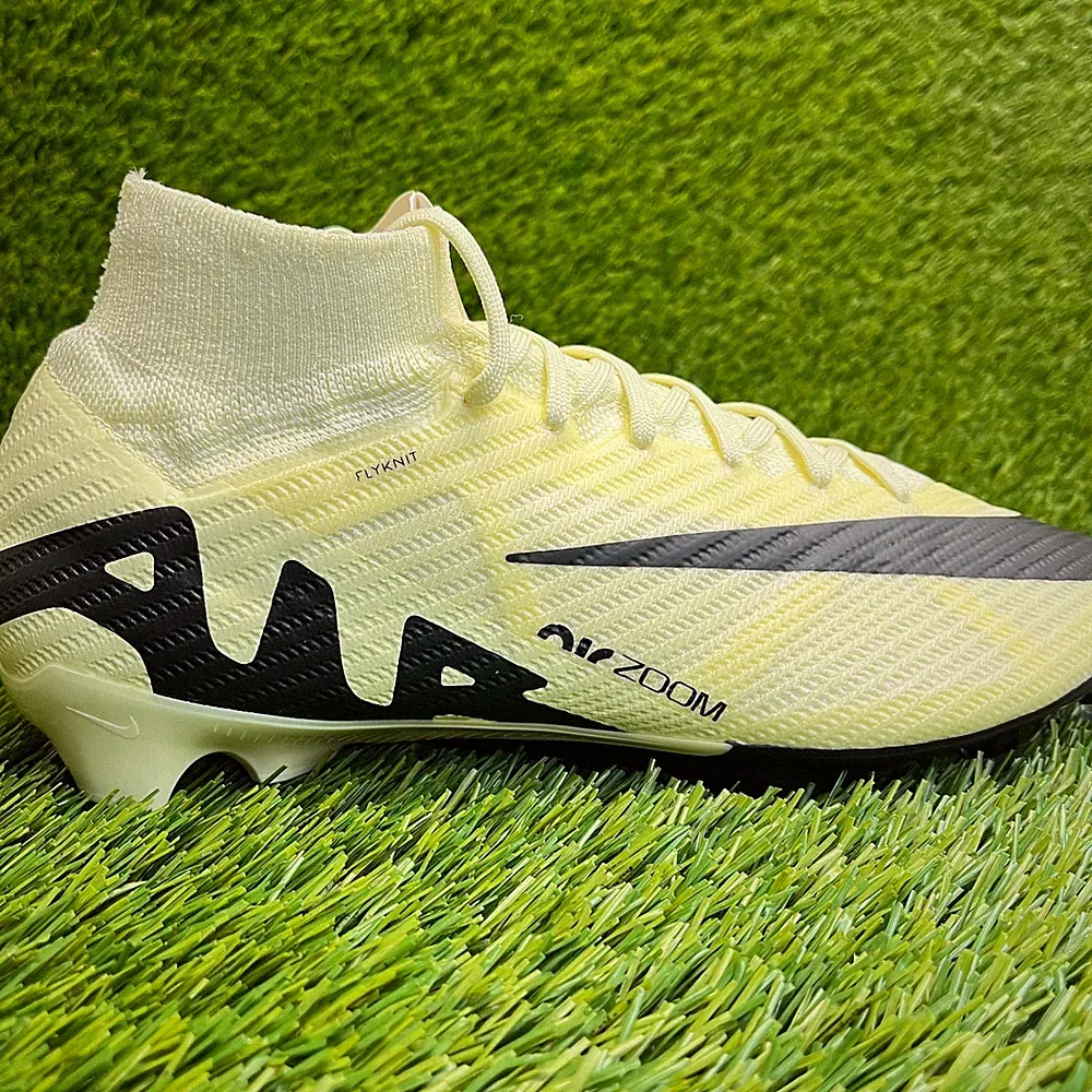 Nike Zoom Mercurial Superfly 9 Elite FG Mens Size 7.5 Yellow Black Soccer Cleats