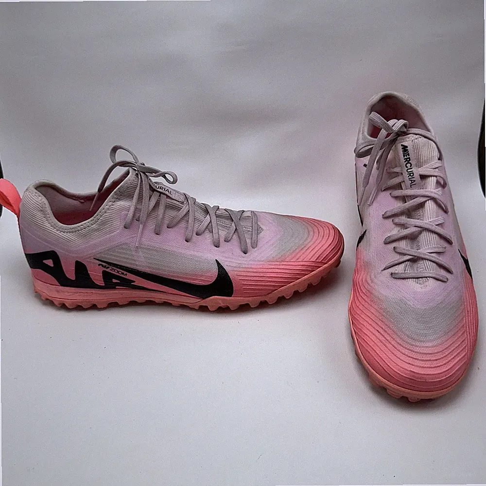 soccer cleats turf