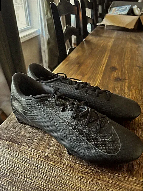 Nike Zoom Mercurial Vapor 16 Academy MG Men's Size 12.5 Soccer Cleats FQ8374-002
