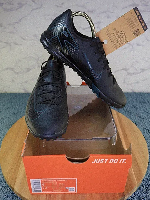 Nike Zoom Mercurial Vapor 16 Academy Turf Soccer Shoes Black FQ8449-002 Men Sz 6