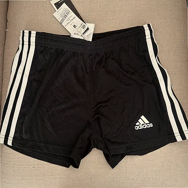 NWT adidas Girls Squadra 21 Shorts - black/White - Size M