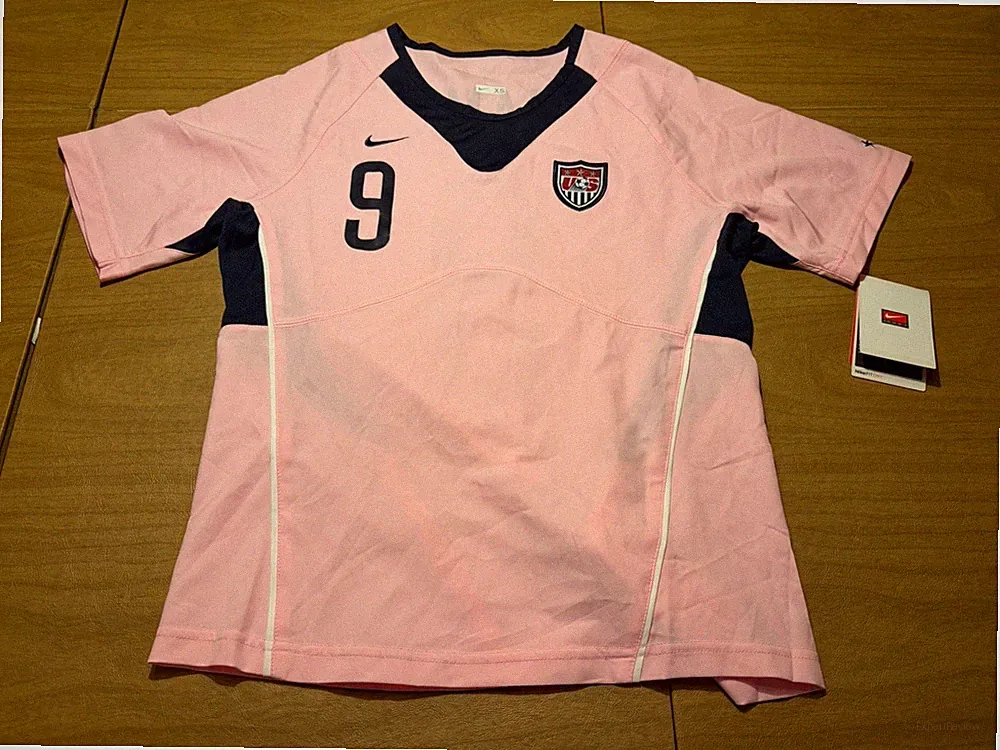 NWT Nike USA USWNT Pink Breast Cancer Edition Mia Hamm Soccer Jersey Women’s XS
