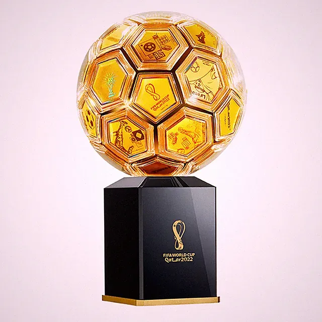 Official 2022 Qatar Commemorative Golden ball of FIFA World Cup Medal Silvered