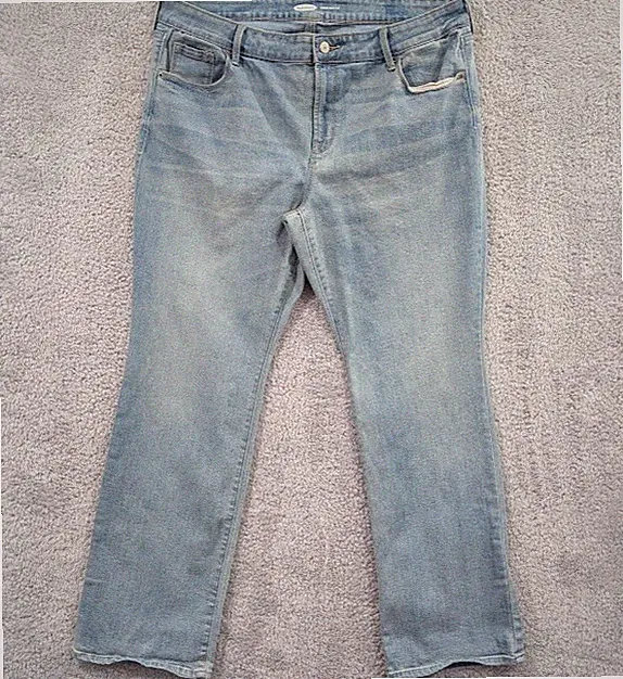 Old Navy Jeans Women's Size 16 Short Mid Rise Kicker Bootcut Light Wash Maple