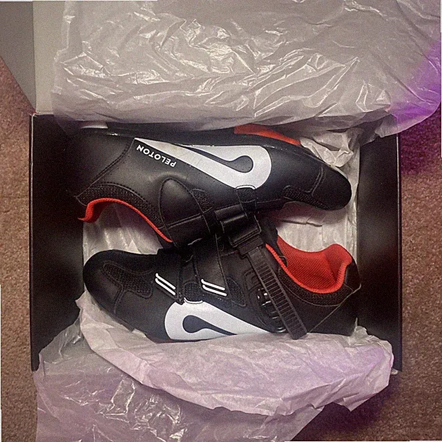 Peloton Cycling Shoes Cleats Black Red Unisex Size 41 Men 8 Women’s 10 WITH BOX