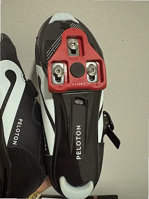 Peloton Spin Bike indoor Cycling Shoes Cleats Unisex EUR sz36 Black/white/Red