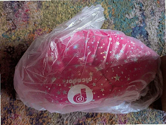 Picador Size 4 Soccer Ball, Kids Soccer Balls for Girls Boys Crushed pollen