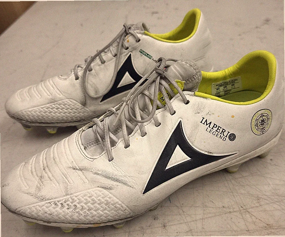 PIRMA IMPERIO LEGEND SOCCER CLEATS size 11.5 US 29.5 MEX