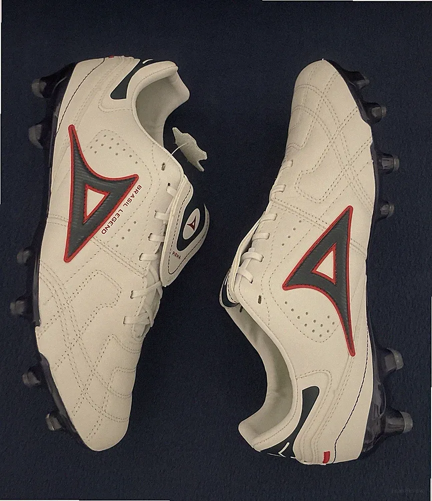 PIRMA LEATHER SOCCER CLEATS SIZE 10 USA MEXICO AMERICA CHIVAS CRUZ AZUL