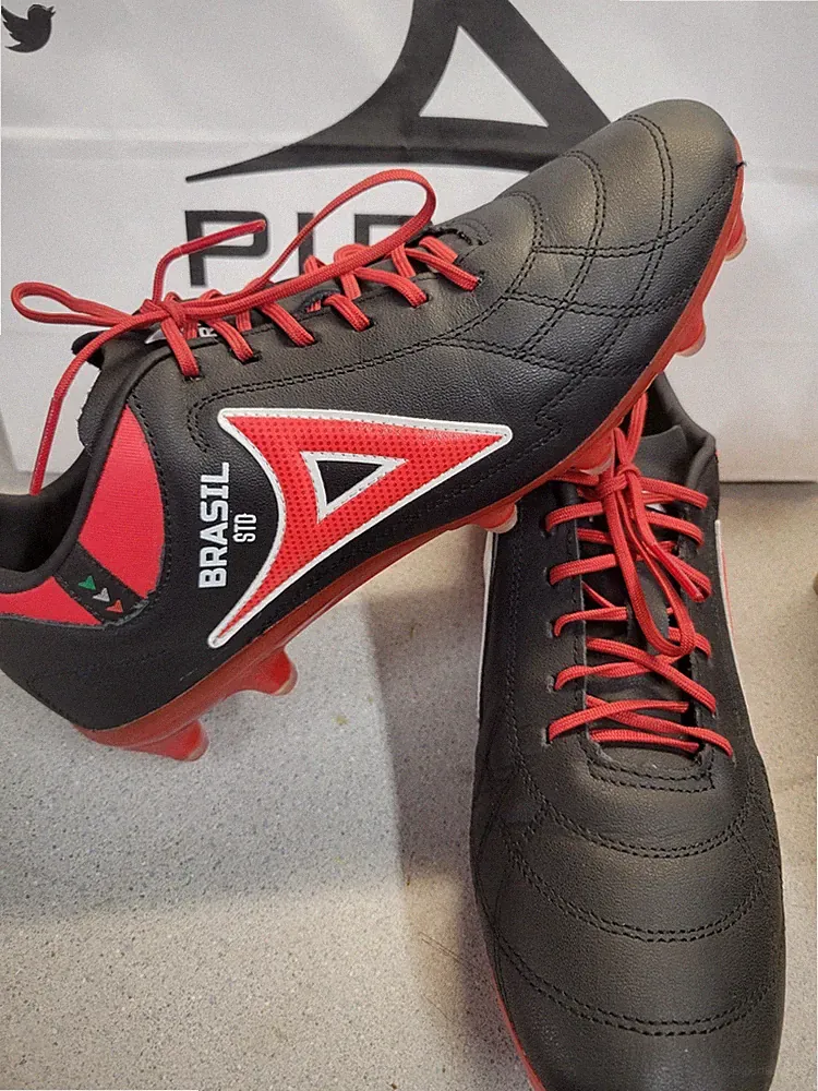 pirma soccer cleats size 9.5