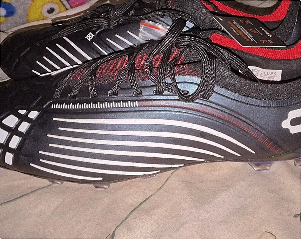 Pirma Unisex Black Soccer Cleats Shoes, US Size 9.5, Soccer Footwear