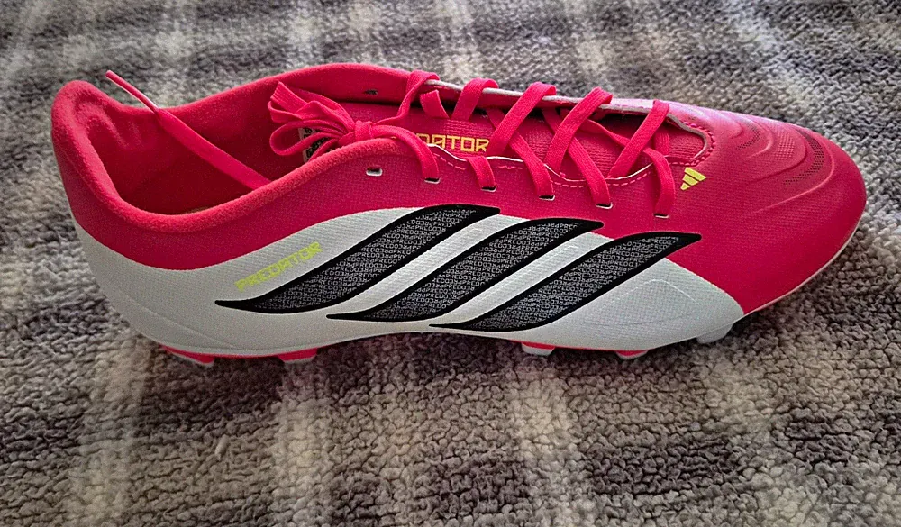 PREDATOR CLUB Firm Ground/Multi Ground Soccer Cleats Unisex M10 : W11