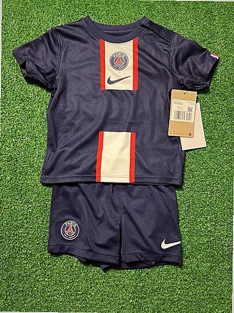 PSG FC Infant/toddler Set 12-18 Months Jersey Shorts Socks. Nike NWT