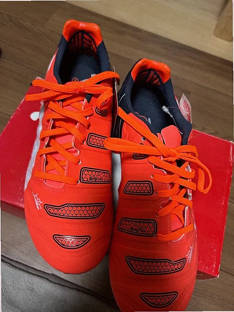 Puma 7.5US Soccer Cleats Evo Power 2.2 HG Lava Blast Total Ecribus