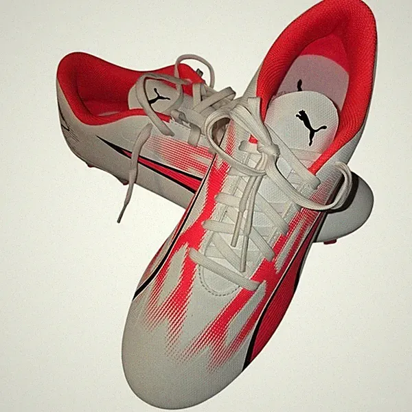 PUMA Adults' Ultra Play FG/AG Soccer Cleats Mens US 9.5/Womens US 11