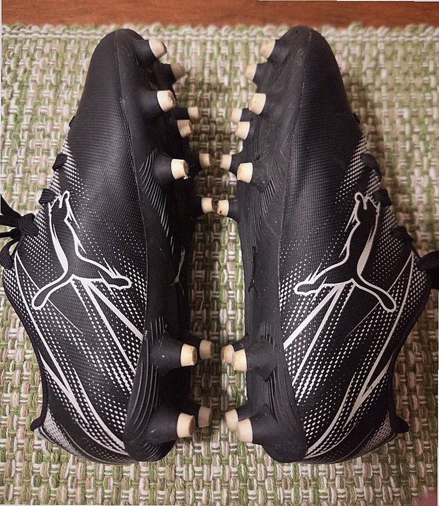 PUMA Attacanto Firm Ground/Artificial Ground (FG/AG) Soccer Cleats Size 13 Youth