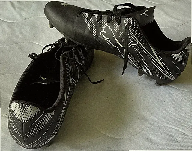 PUMA ATTACANTO Men's Firm/Artificial Ground Soccer Cleats Black White Size US 11