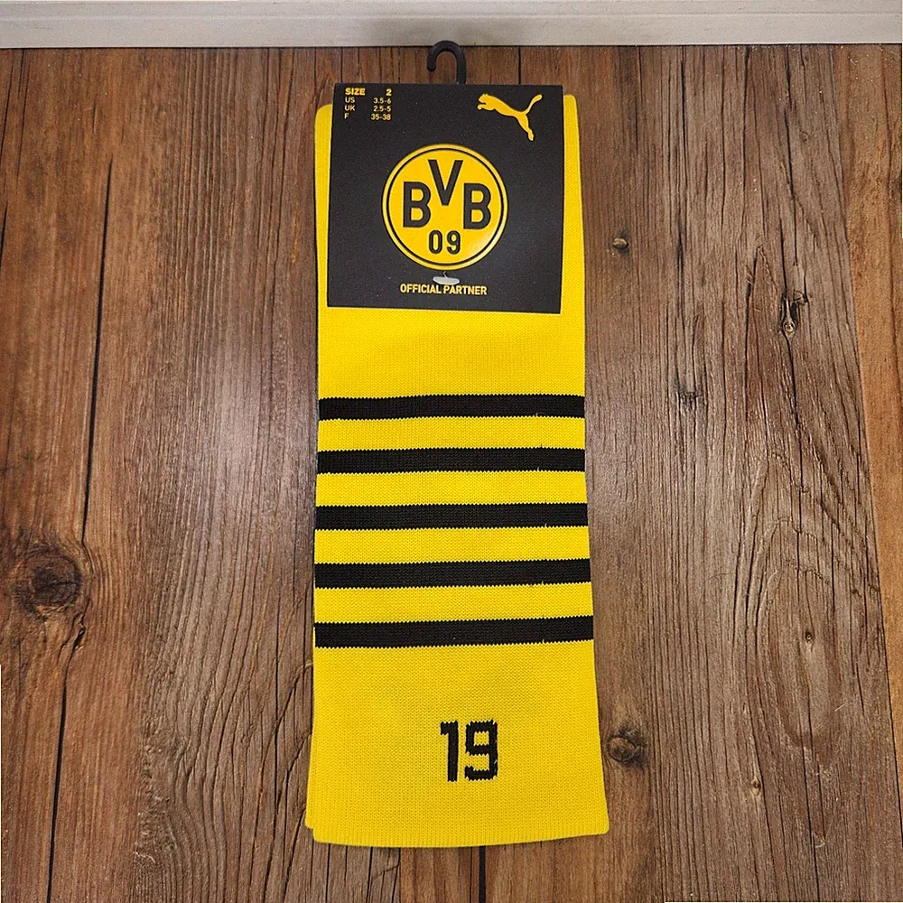 Puma Borussia Dortmund Youth Size 2 (US 3.5-6) Yellow Black Hooped Soccer Socks