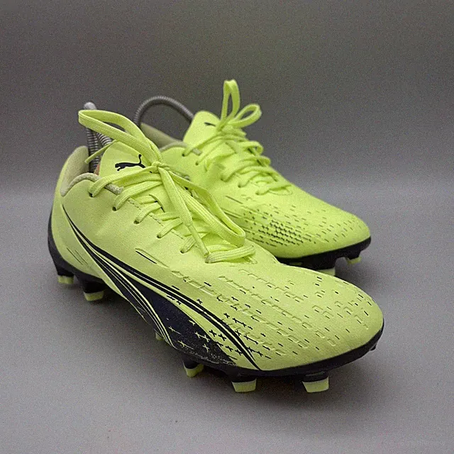 Puma Cleats Womens Size 7.5 Yellow Ultra FG/GA Ground Soccer Shoes 107090-01