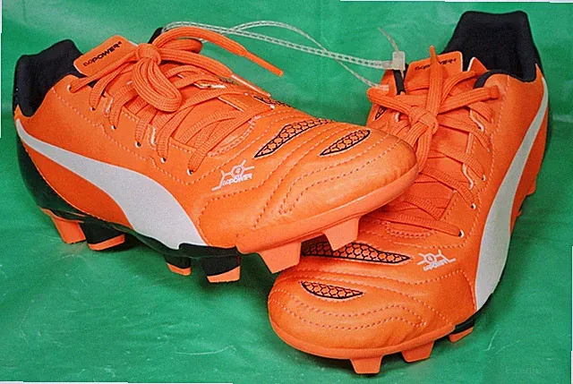 ***PUMA Evopower 4 (Futbol/Soccer) Cleats (Sizes: 4, 4.5, 6.5) Orange/Blue