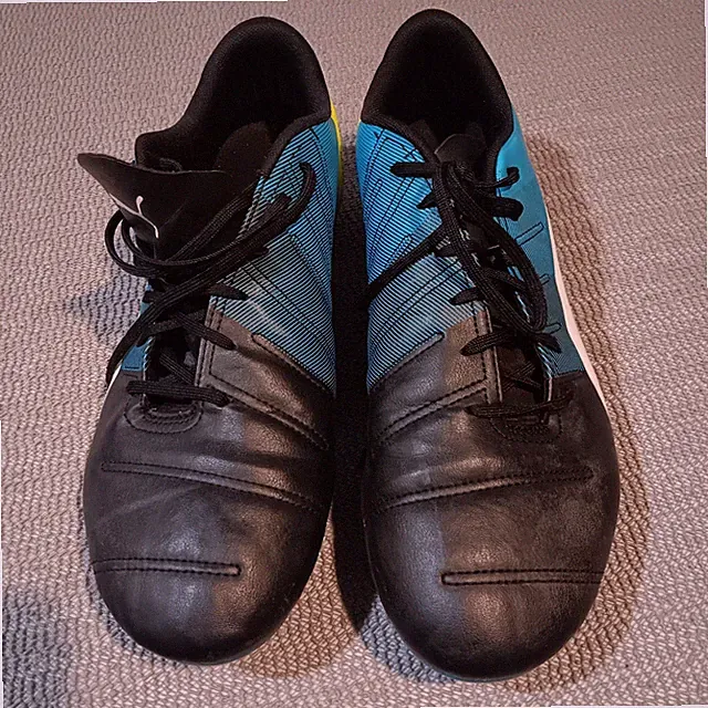 Puma EvoPower 4 Indoor Soccer Shoes US 12.5 Black/Blue/White Pre-Owned