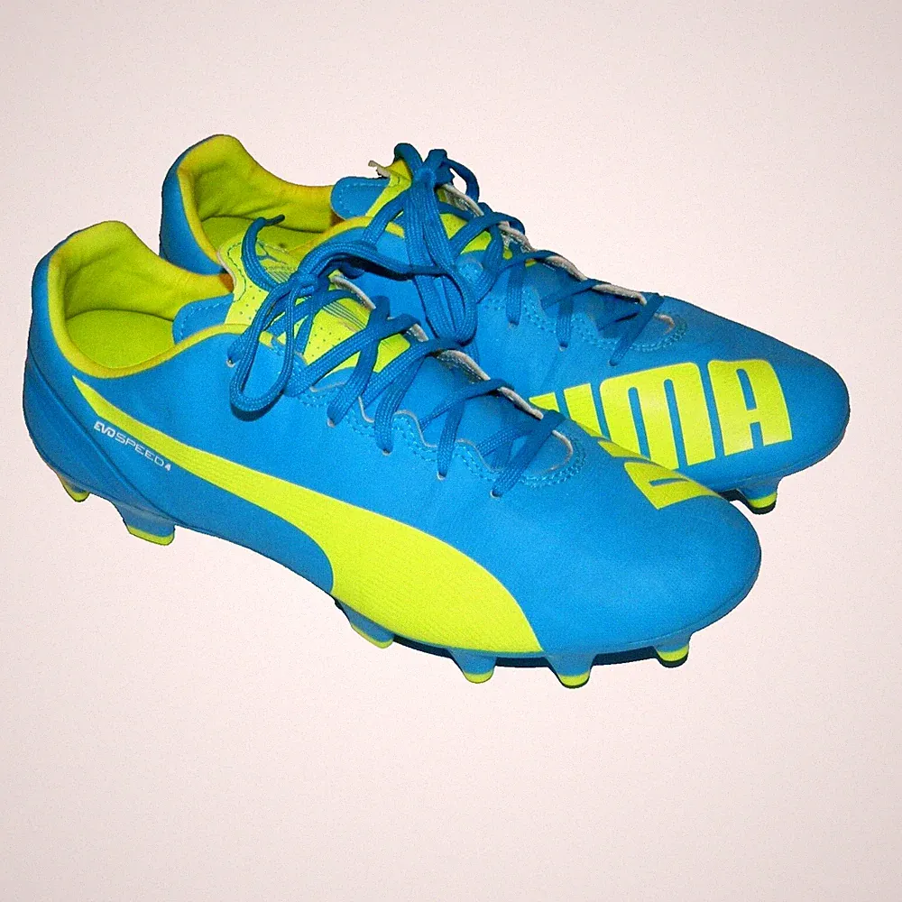 Puma evoSPEED 4 Blue And Lime Green Soccer Cleats Women's Size 11