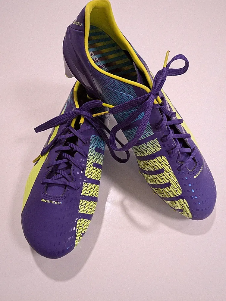 Puma evoSPEED Purple Yellow Soccer Cleats Firm Ground Men’s/Women’s Size 8.5