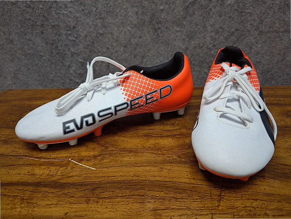 Puma EvoSPEED Soccer Cleats Shoes Kids Size 4.5C White Orange FG 103629-05